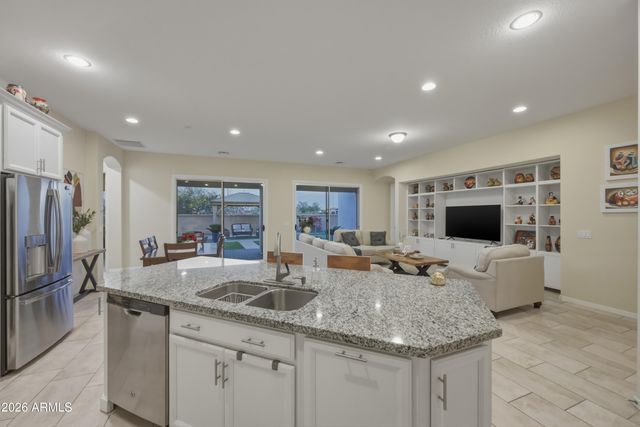 3130 E Valencia Drive, Phoenix, AZ 85042