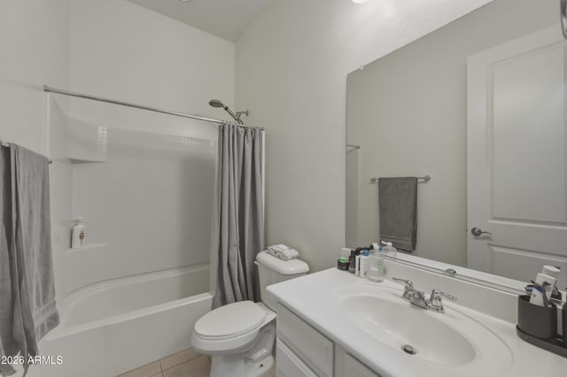 3130 E Valencia Drive, Phoenix, AZ 85042