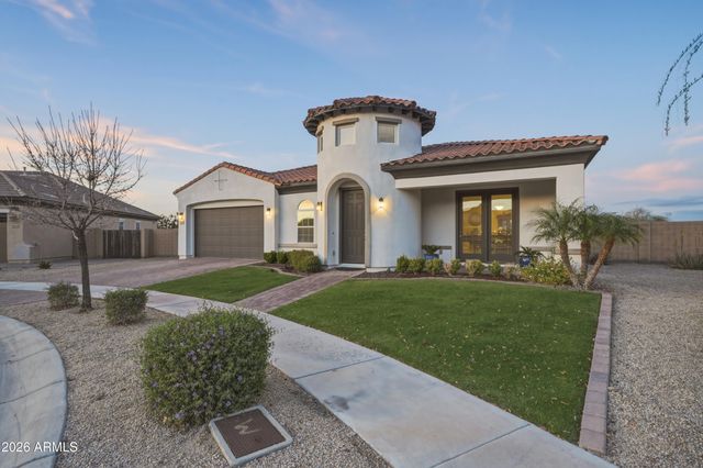 3130 E Valencia Drive, Phoenix, AZ 85042