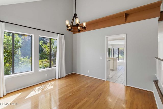 452 Newcastle Street, Thousand Oaks, CA 91361