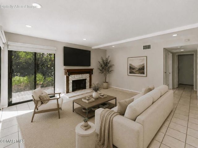 452 Newcastle Street, Thousand Oaks, CA 91361