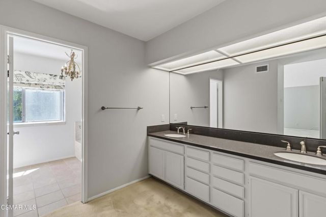 452 Newcastle Street, Thousand Oaks, CA 91361