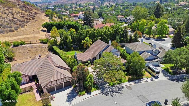 452 Newcastle Street, Thousand Oaks, CA 91361