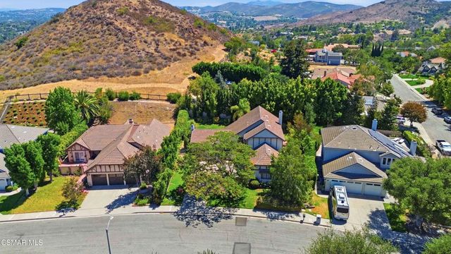 452 Newcastle Street, Thousand Oaks, CA 91361