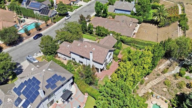452 Newcastle Street, Thousand Oaks, CA 91361