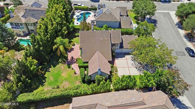 452 Newcastle Street, Thousand Oaks, CA 91361