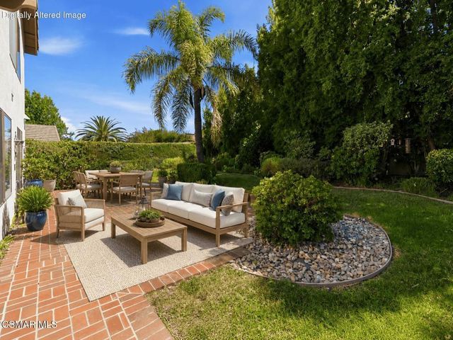 452 Newcastle Street, Thousand Oaks, CA 91361
