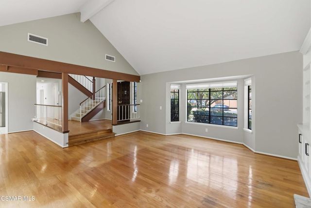 452 Newcastle Street, Thousand Oaks, CA 91361