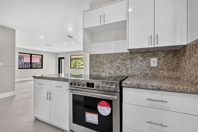2216 SW 62nd Avenue 0, Miami, FL 33155