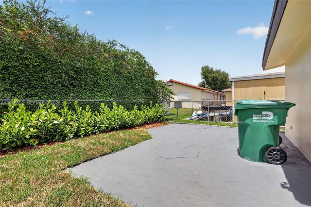 2216 SW 62nd Avenue 0, Miami, FL 33155