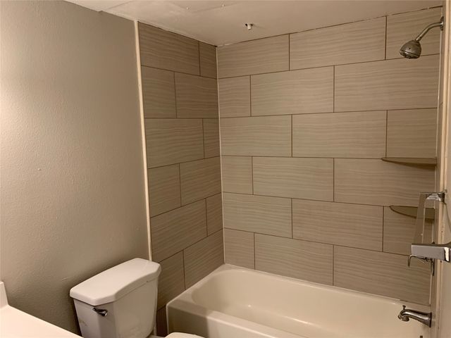 4622 Monarch Street 209, Dallas, TX 75204