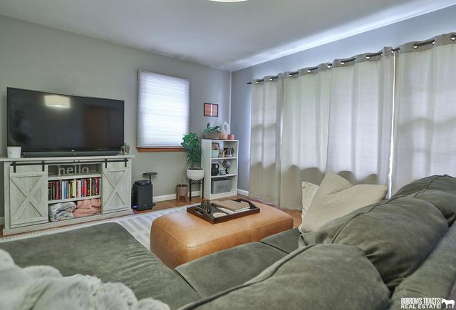 6045 Leighton Avenue, Lincoln, NE 68505