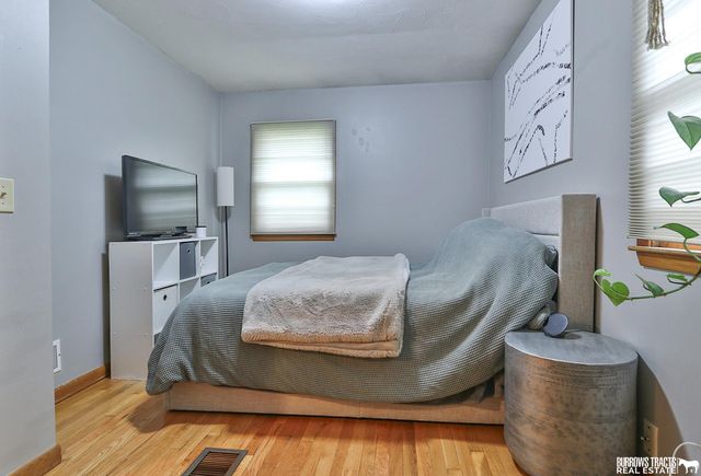 6045 Leighton Avenue, Lincoln, NE 68505