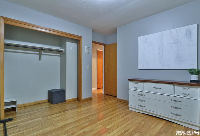 6045 Leighton Avenue, Lincoln, NE 68505