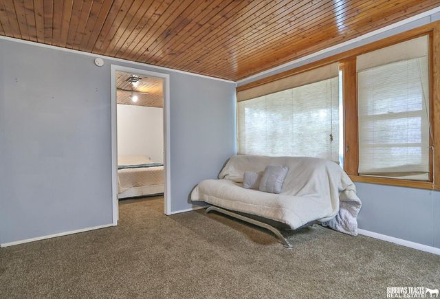 6045 Leighton Avenue, Lincoln, NE 68505