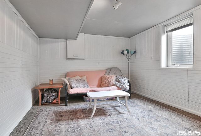 6045 Leighton Avenue, Lincoln, NE 68505