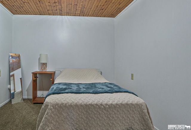 6045 Leighton Avenue, Lincoln, NE 68505