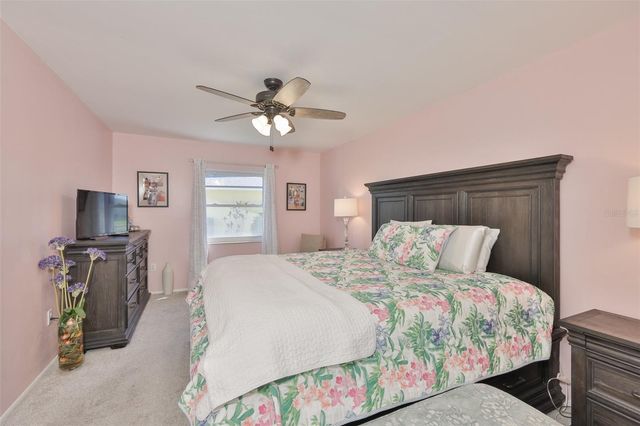 1704 DANBURY DRIVE, Sun City Center, FL 33573