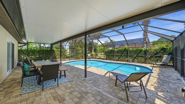 3 Ferdinand Ln, Palm Coast, FL 32137