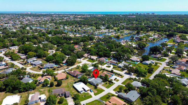 3 Ferdinand Ln, Palm Coast, FL 32137