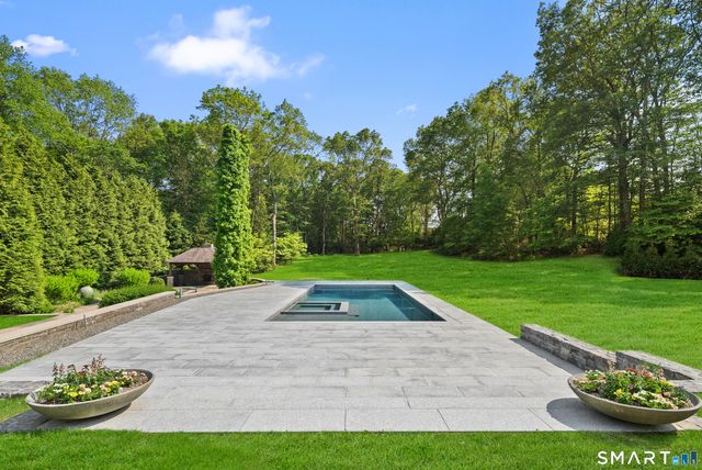 119 Proprietors Crossing, New Canaan, CT 06840