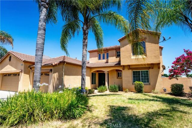 8185 Lakeshore Drive, Chowchilla, CA 93610