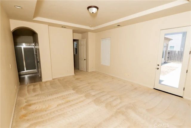 8185 Lakeshore Drive, Chowchilla, CA 93610