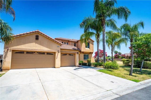 8185 Lakeshore Drive, Chowchilla, CA 93610