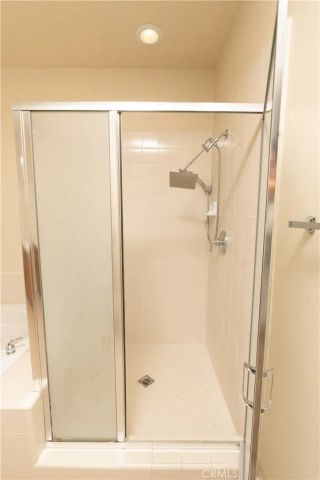 8185 Lakeshore Drive, Chowchilla, CA 93610