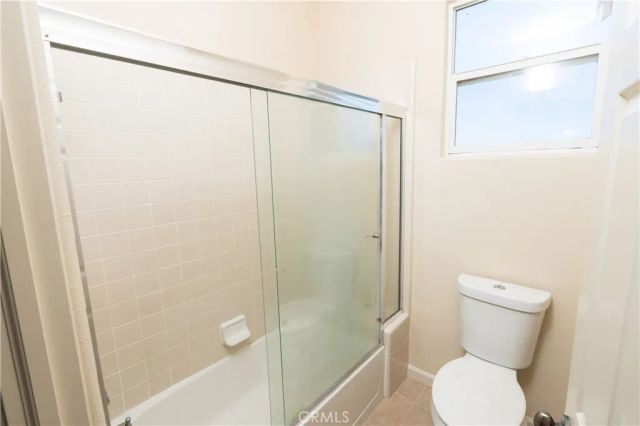 8185 Lakeshore Drive, Chowchilla, CA 93610