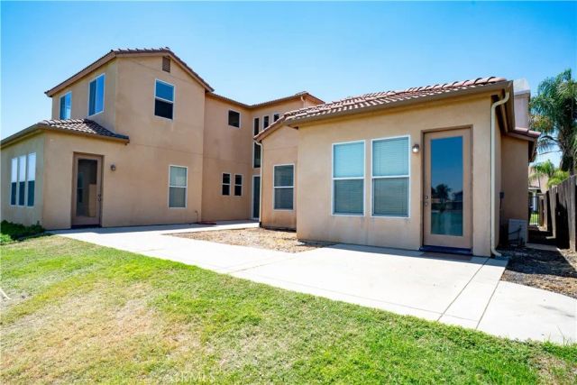 8185 Lakeshore Drive, Chowchilla, CA 93610