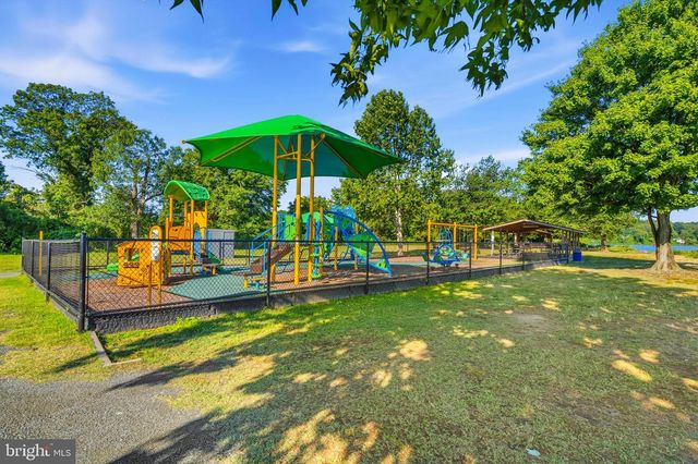 90 MAPLEWOOD DR, Stafford, VA 22554