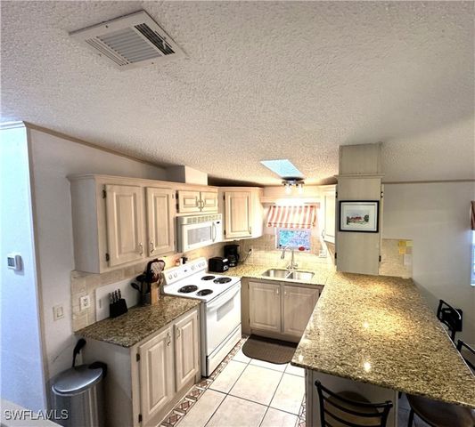 1105 Silver Lakes BLVD, Naples, FL 34114