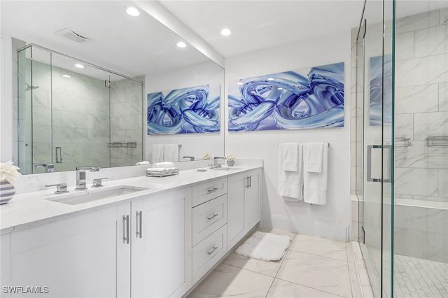 1135 3rd AVE S 415, Naples, FL 34102