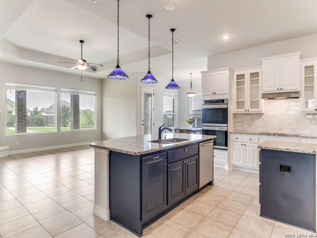 7110 SAUR LEGACY DR, Fair Oaks Ranch, TX 78015