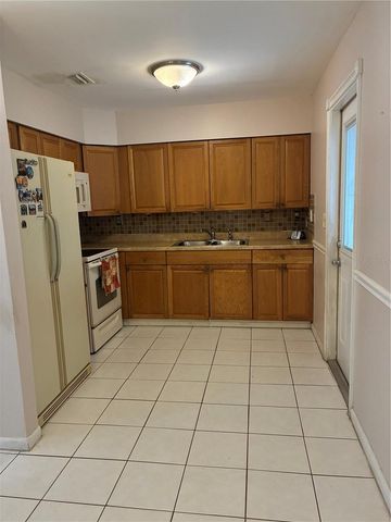 7109 LIMESTONE LANE, Tampa, FL 33619