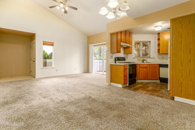 2675 Sycamore Glen Drive APT 3, Sparks, NV 89434
