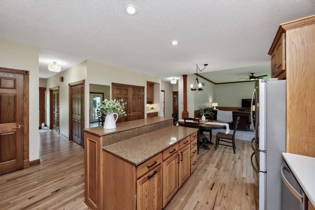 1905 SE Hawthorne Ridge Drive, Waukee, IA 50263
