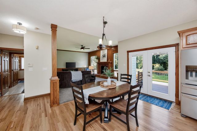 1905 SE Hawthorne Ridge Drive, Waukee, IA 50263