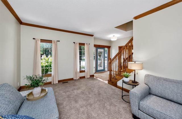 1905 SE Hawthorne Ridge Drive, Waukee, IA 50263