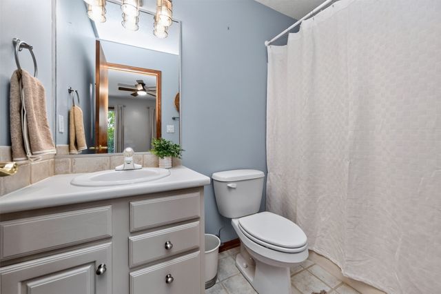 1905 SE Hawthorne Ridge Drive, Waukee, IA 50263