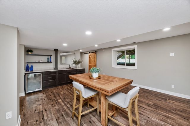 1905 SE Hawthorne Ridge Drive, Waukee, IA 50263
