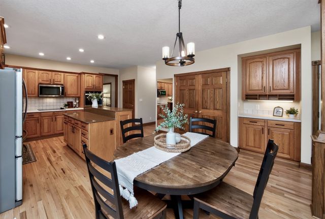 1905 SE Hawthorne Ridge Drive, Waukee, IA 50263