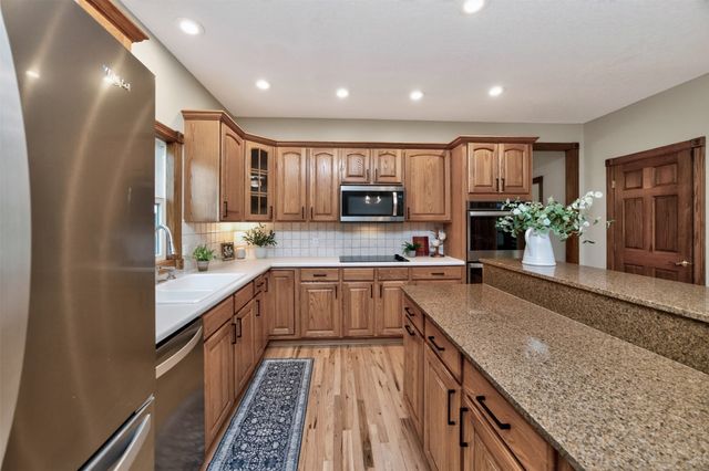 1905 SE Hawthorne Ridge Drive, Waukee, IA 50263