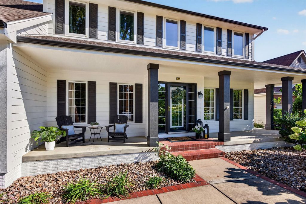 1905 SE Hawthorne Ridge Drive, Waukee, IA 50263