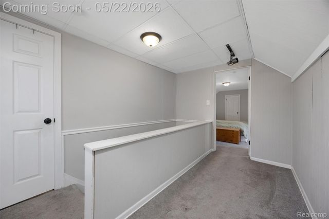20701 Toles Lane, Grosse Pointe Woods, MI 48236