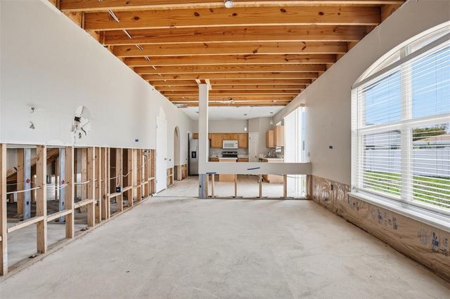 12941 KINGS LAKE DRIVE, Gibsonton, FL 33534