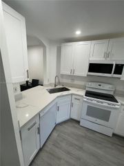 2173 NW 78th Ave 103, Pembroke Pines, FL 33024