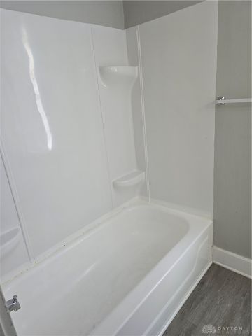 908 5th Avenue, Middletown, OH 45044