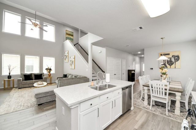 5324 Cj Walker Lane, Houston, TX 77048